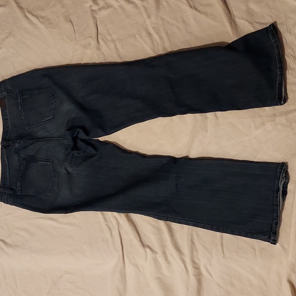 Simply Vera Vera Wang Jeans - Picture 2 of 5